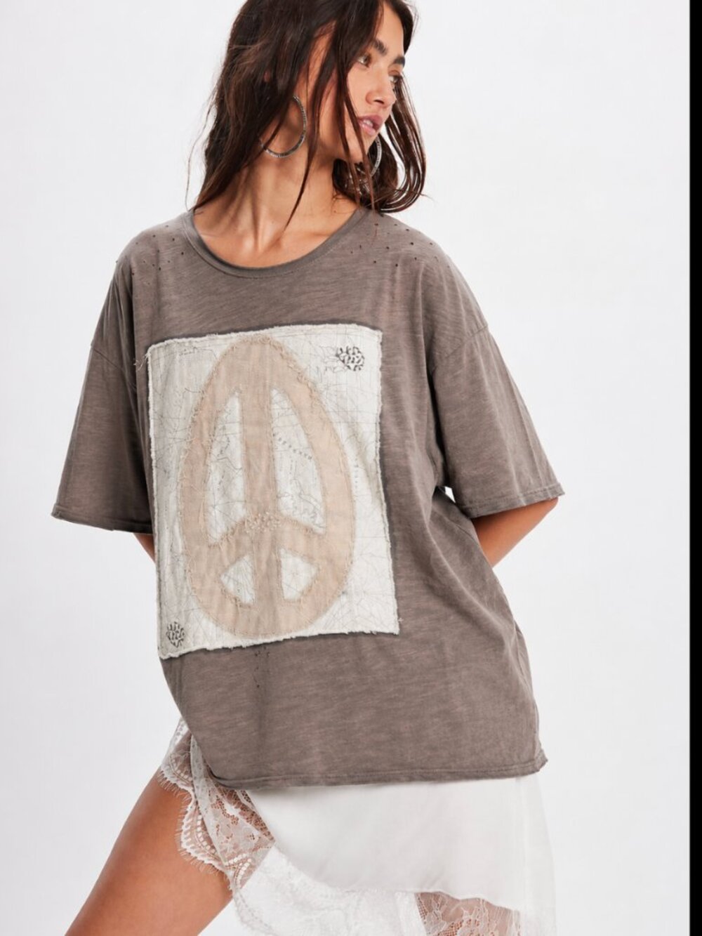 JADED GYPSY PEACE SIGN RELAXED TEE